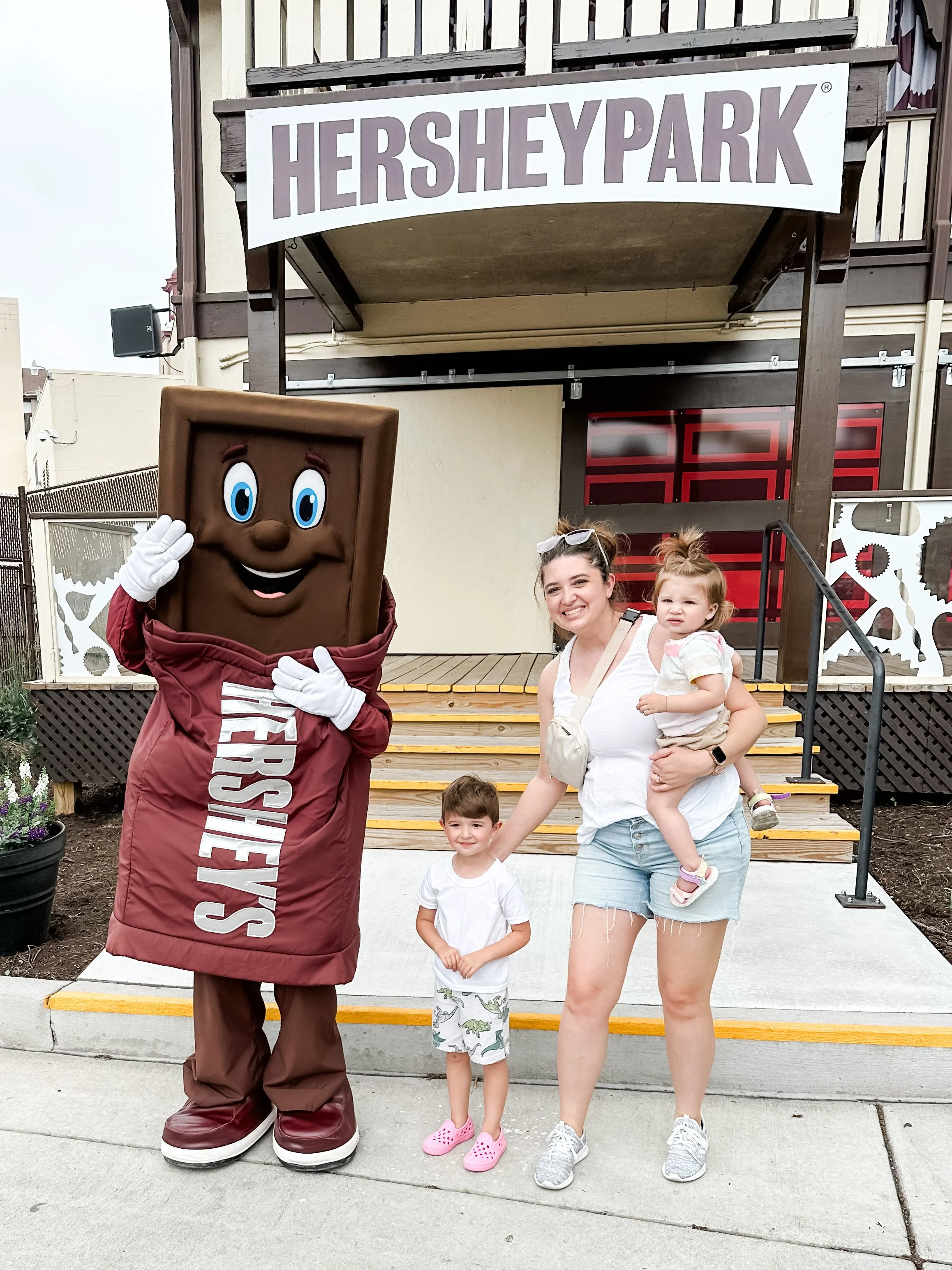 Visiting Hersheypark with Toddlers | Simple Modest Mom